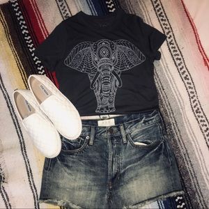 LOL Vintage—Elephant tee